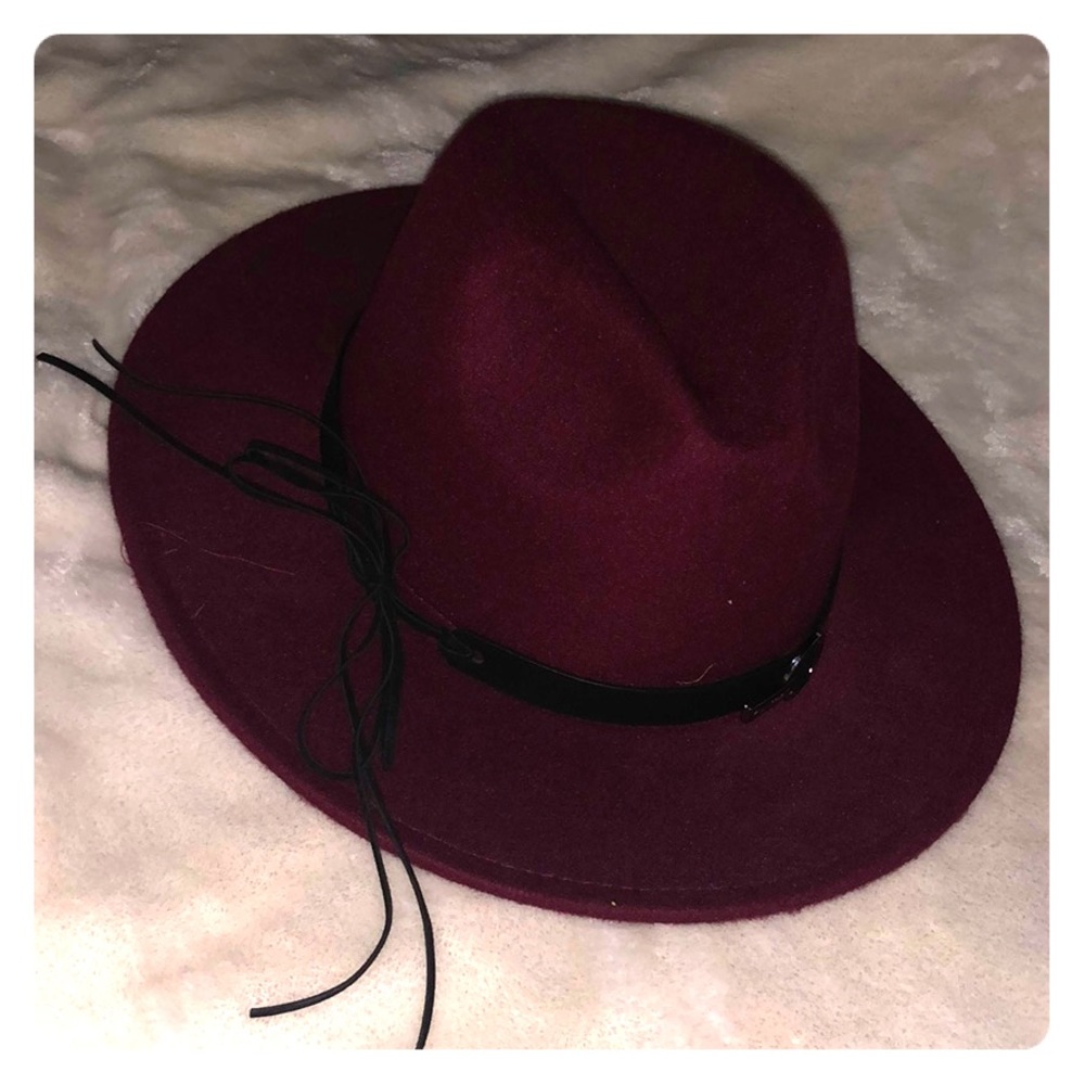 Really Cute Velvet hat!!